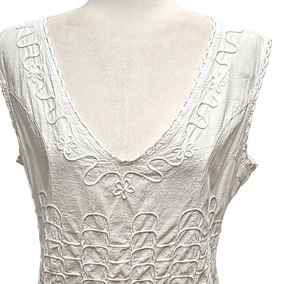 Cotton Natural Womens Gauzy White Embroidered Smocked Back Tunic Top Size XXL - Picture 2 of 13